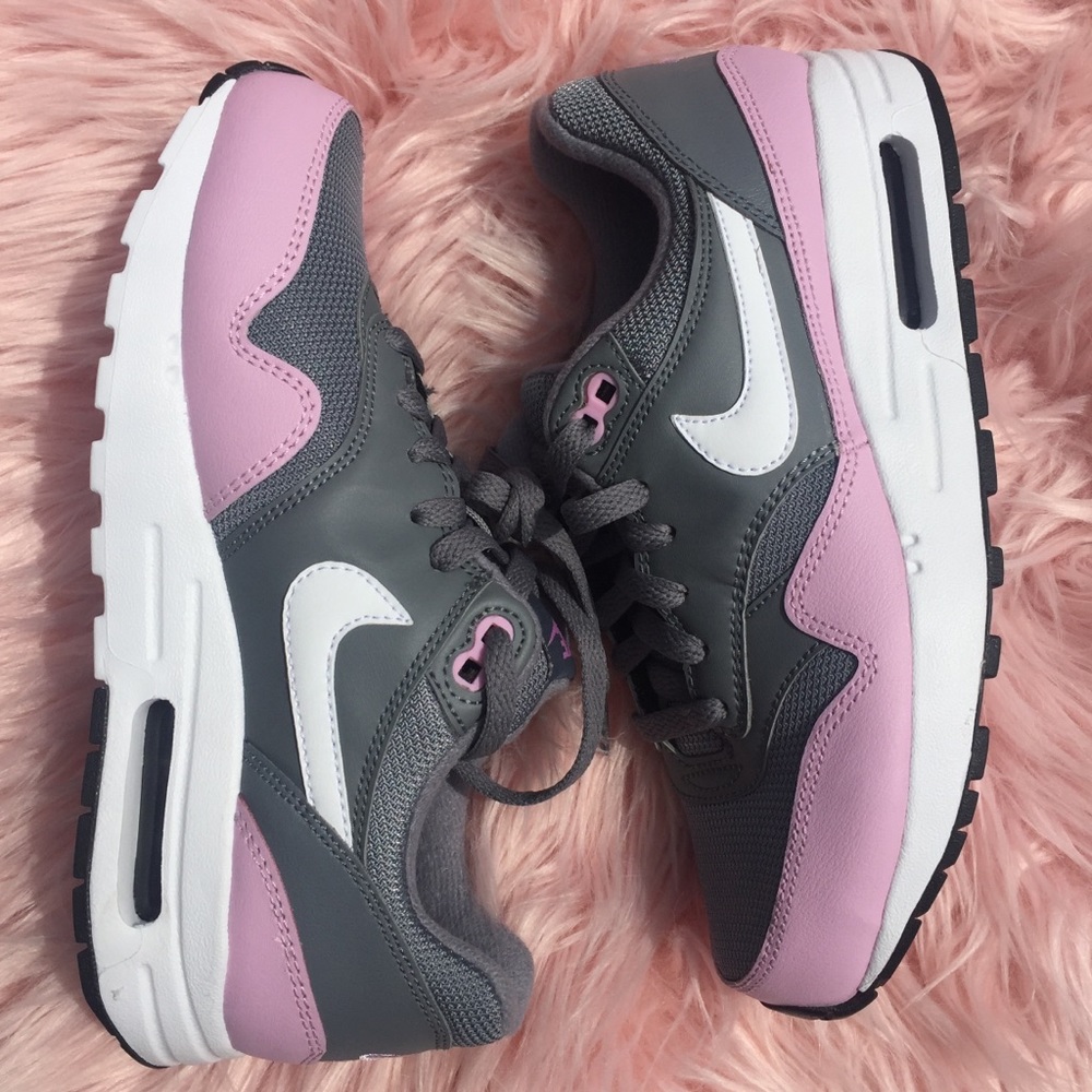 New Nike Air Max 1 Sneakers - Picture 4 of 6